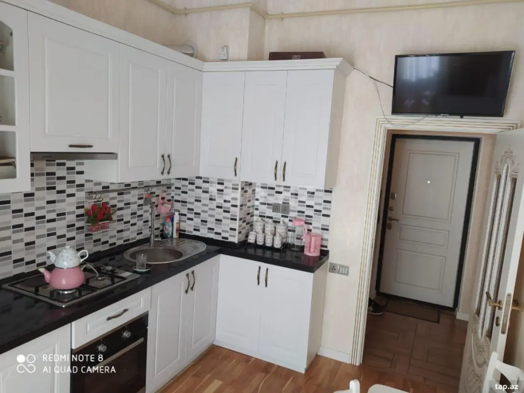 Kirayə verilir 2 otaqlı yeni tikili 60 m²