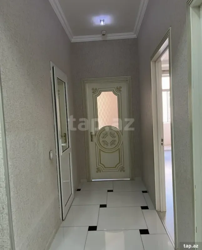 Kirayə verilir 2 otaqlı yeni tikili 65 m²