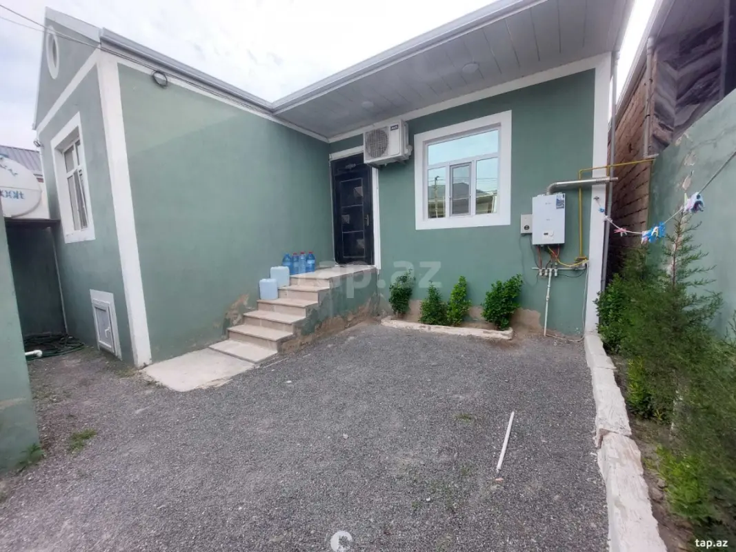 Satılır 4 otaqlı həyət evi 90 m²