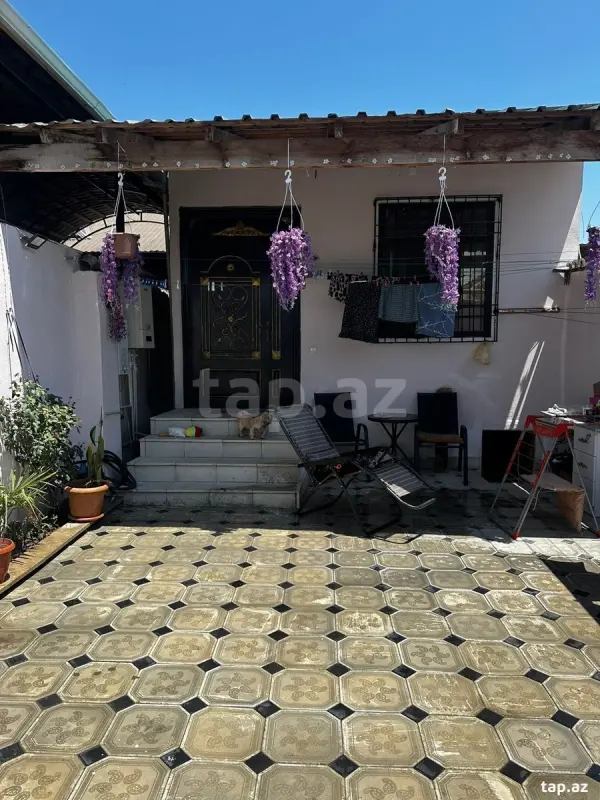 Satılır 4 otaqlı həyət evi 100 m²