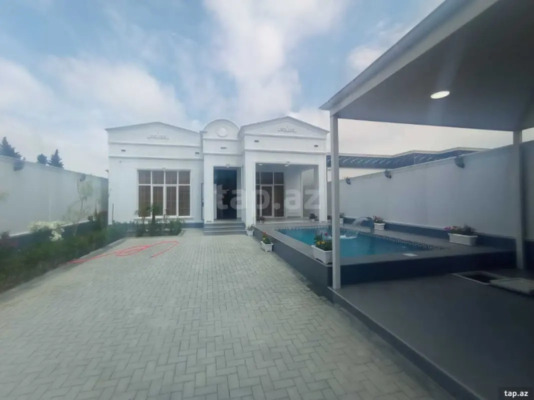 Satılır 4 otaqlı həyət evi 140 m²