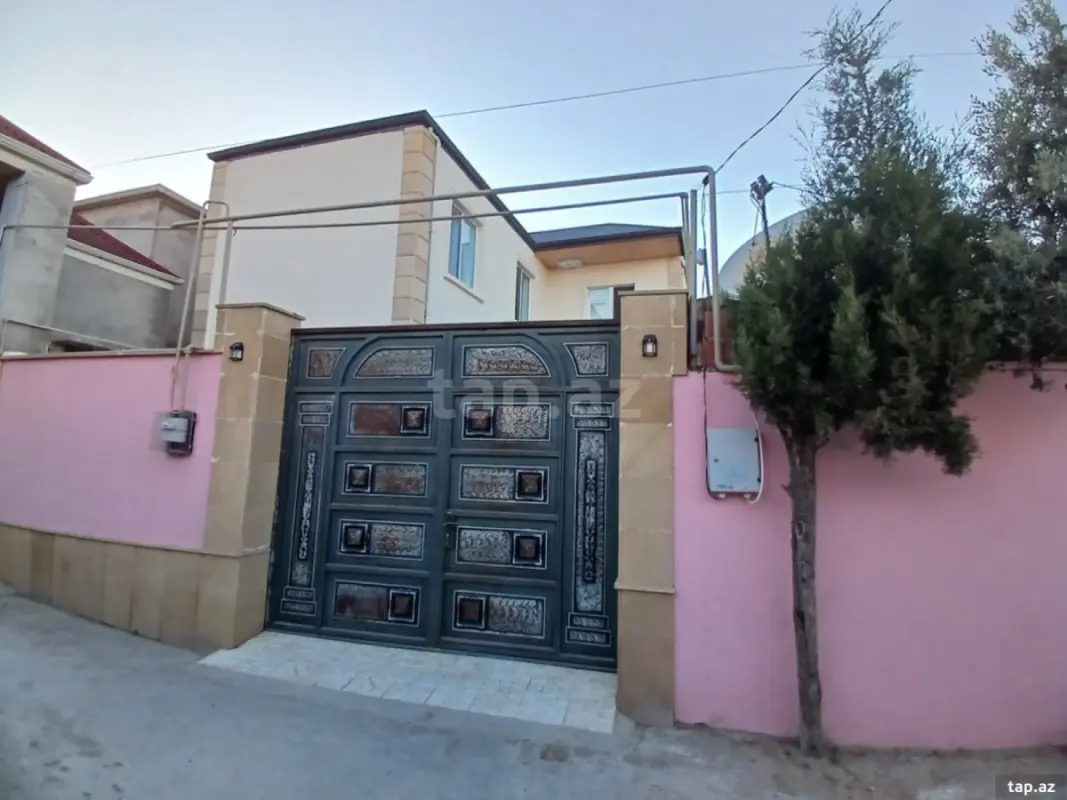 Satılır 4 otaqlı həyət evi 100 m²