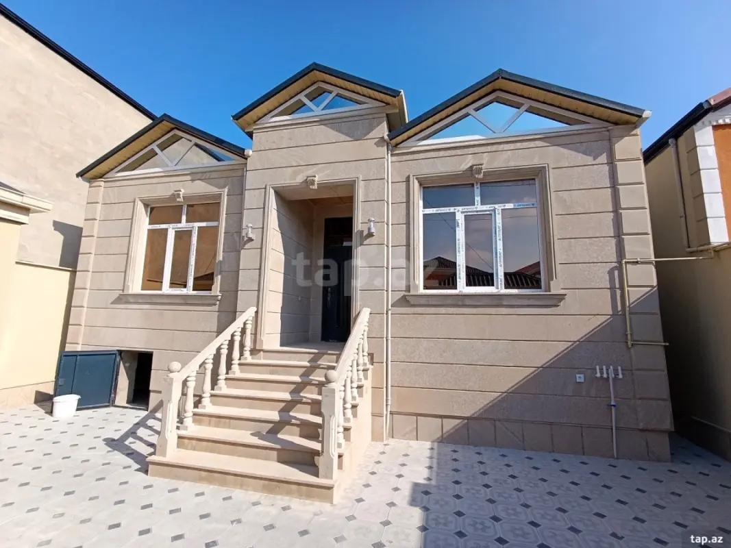 Satılır 4 otaqlı həyət evi 120 m²