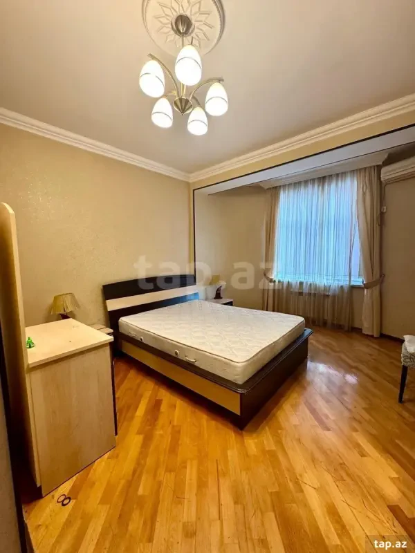 Kirayə verilir 3 otaqlı yeni tikili 70 m²