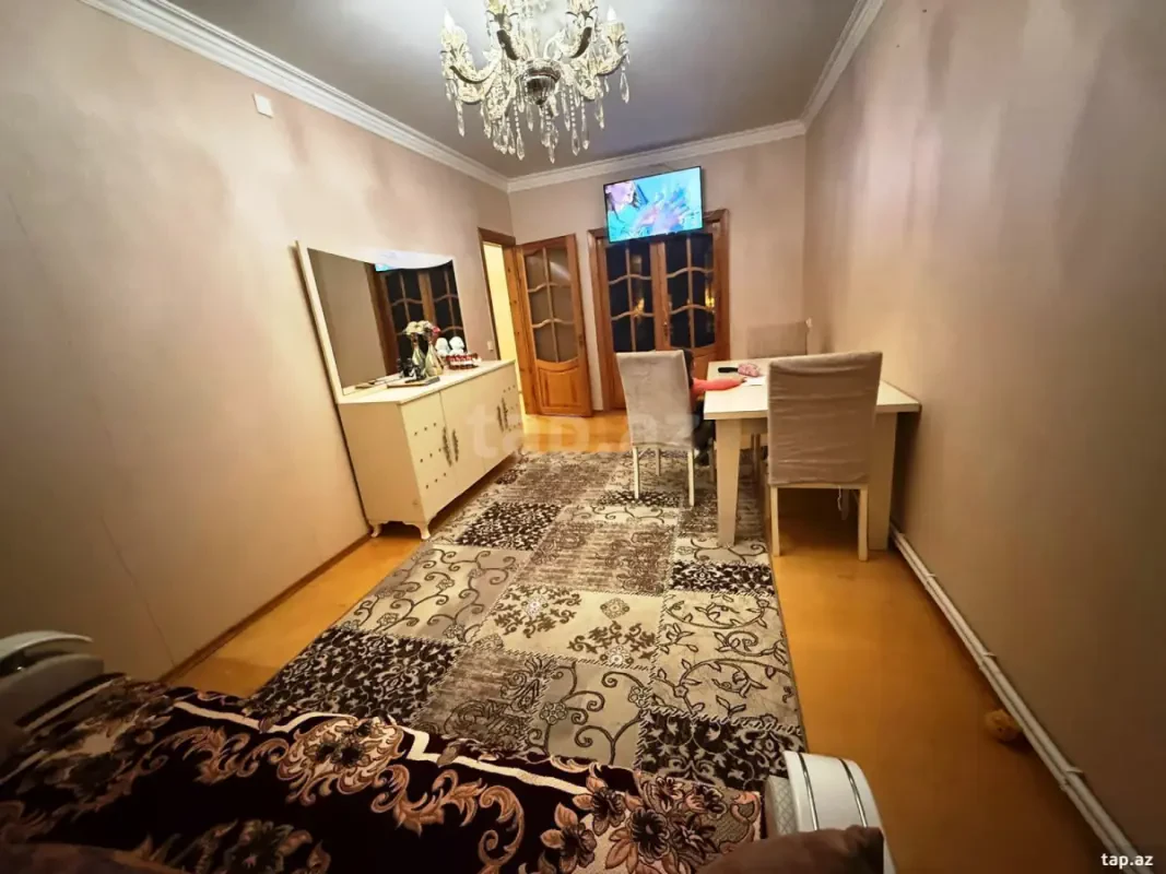 Kirayə verilir 4 otaqlı mənzil 100 m²