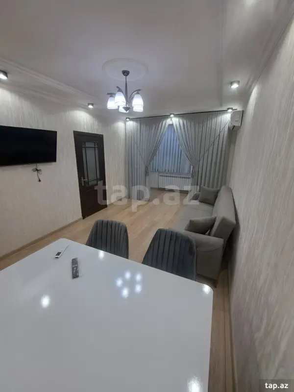 Kirayə verilir 2 otaqlı mənzil 55 m²