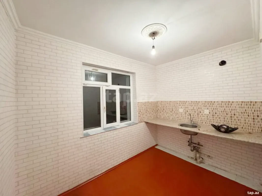 Satılır 1 otaqlı mənzil 38 m²