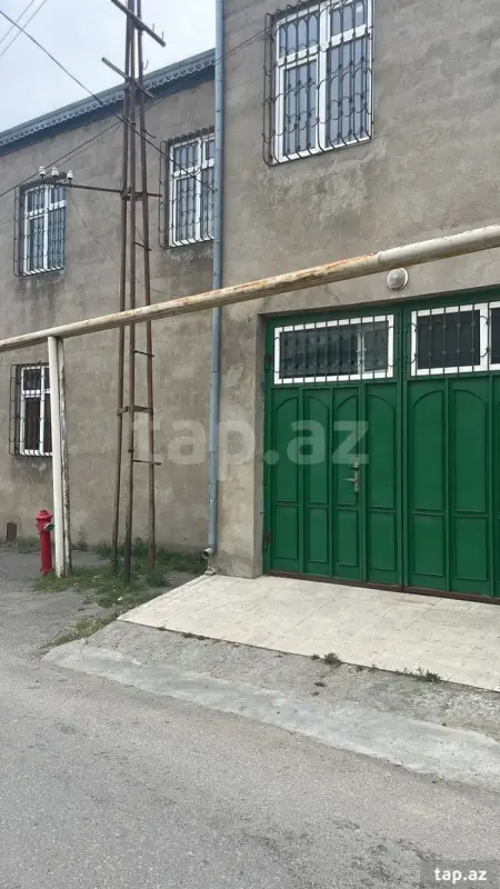 Satılır 7 otaqlı həyət evi 380 m²