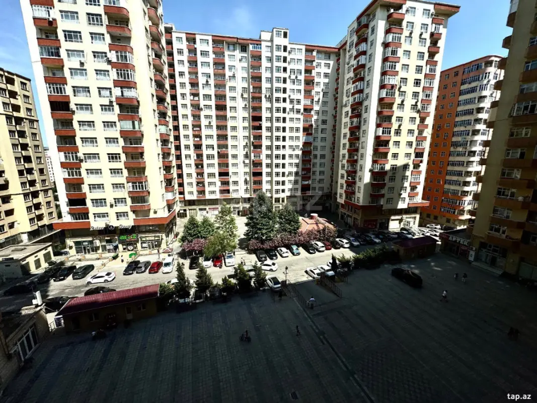 Satılır 3 otaqlı yeni tikili 90 m²