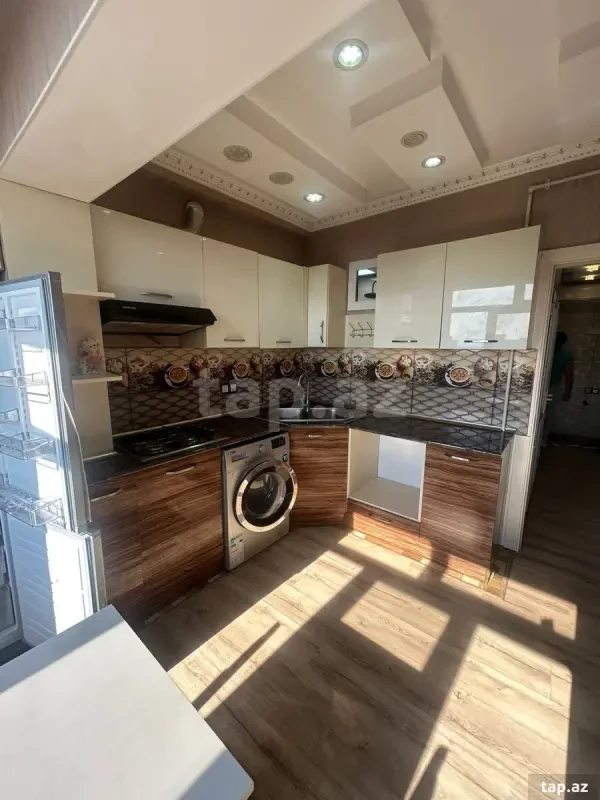Satılır 2 otaqlı mənzil 58 m²