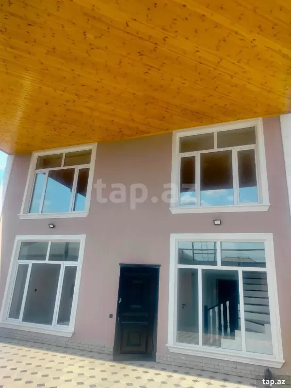 Satılır 6 otaqlı həyət evi 190 m²