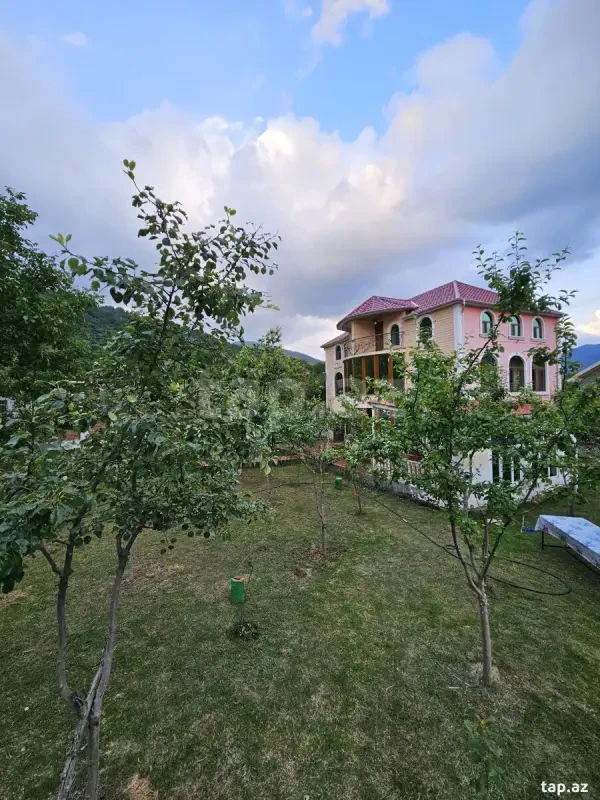 Kirayə verilir 4 otaqlı həyət evi 150 m²
