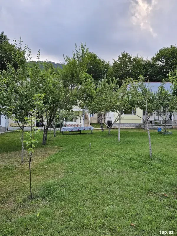 Kirayə verilir 4 otaqlı həyət evi 100 m²
