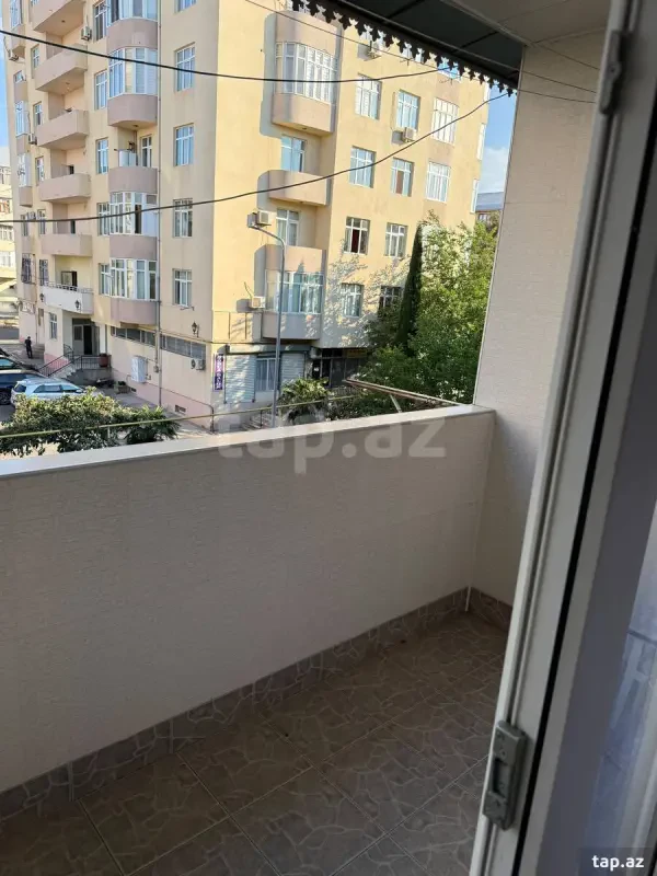 Kirayə verilir 3 otaqlı mənzil 95 m²