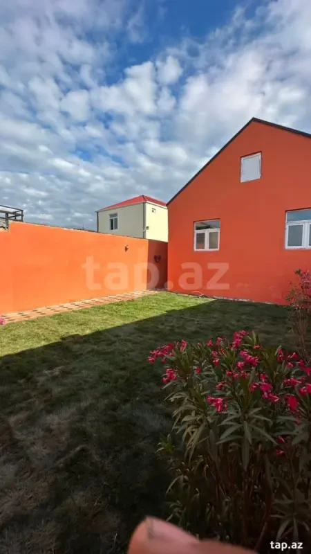 Satılır 3 otaqlı həyət evi 75 m²