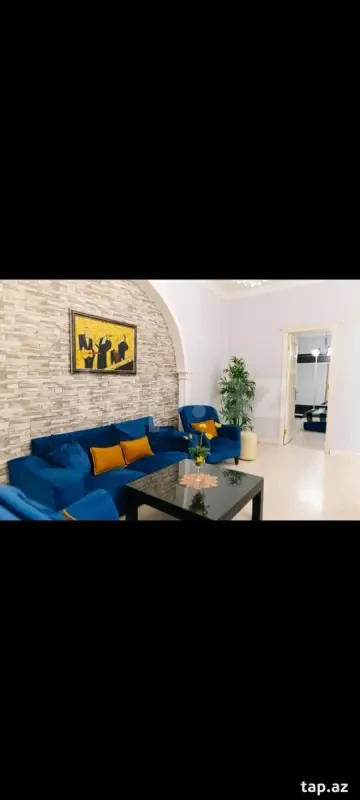 Kirayə verilir 2 otaqlı mənzil 60 m²