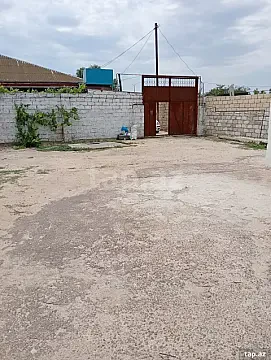 Satılır 11 otaqlı həyət evi 465 m² — Bakı, Novxanı 11 otaq 465.00 m²