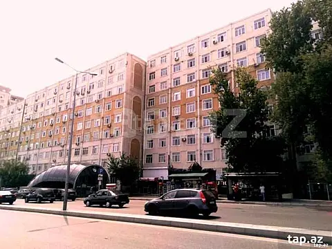 Kirayə verilir 2 otaqlı mənzil 40 m² — Bakı, Memar Əcəmi yanı 2 otaq 40.00 m²