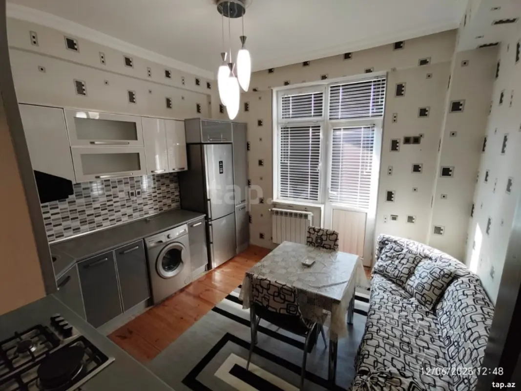 Kirayə verilir 3 otaqlı yeni tikili 100 m²