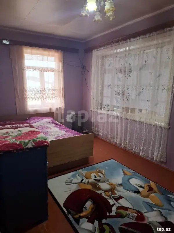 Kirayə verilir 2 otaqlı həyət evi 100 m²