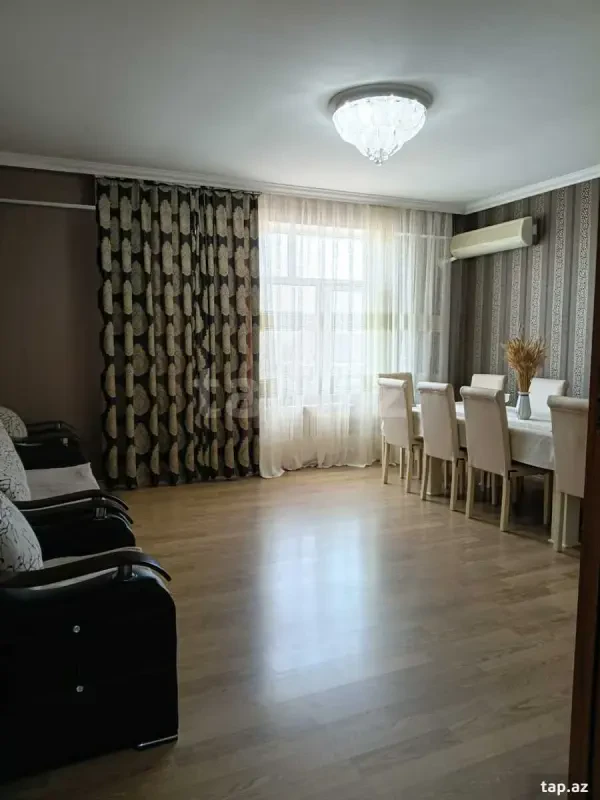 Satılır 4 otaqlı yeni tikili 110 m²