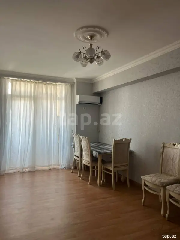 Kirayə verilir 2 otaqlı yeni tikili 45 m²