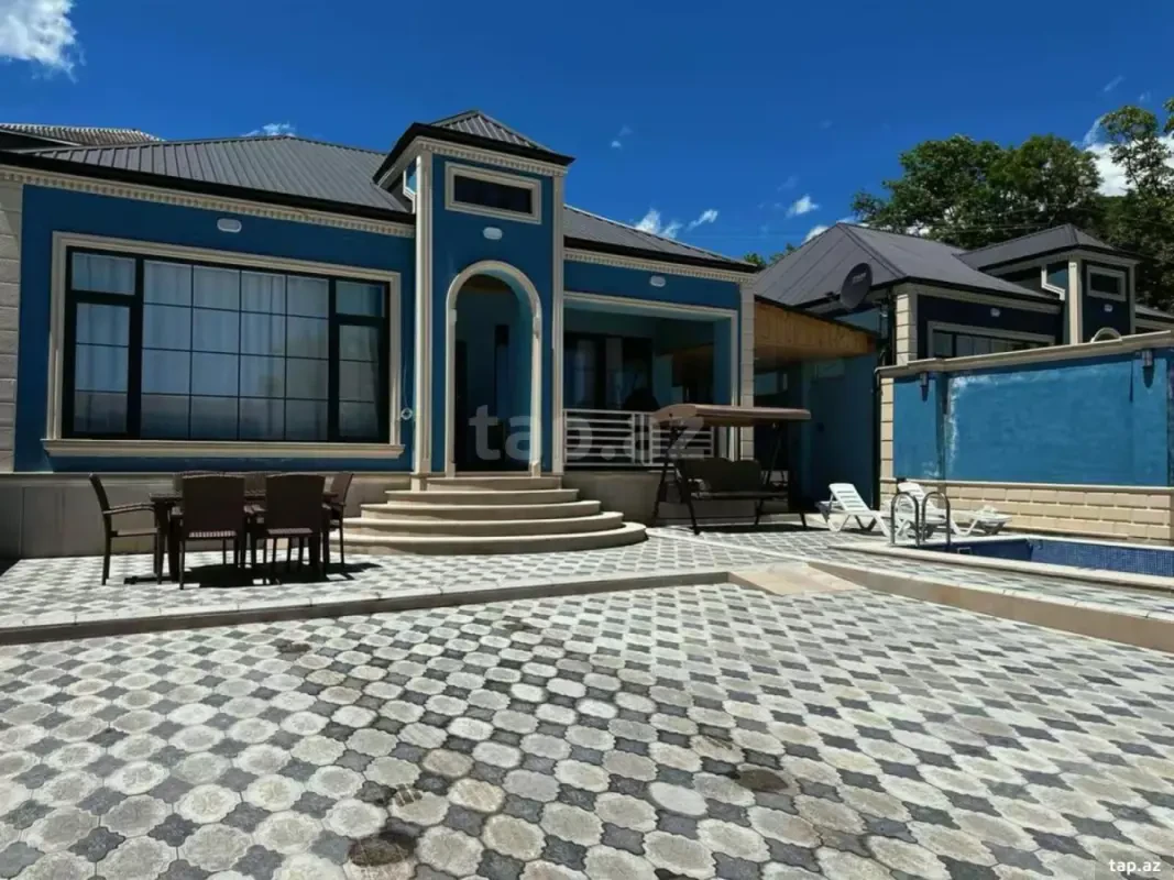 Kirayə verilir 3 otaqlı həyət evi 200 m²