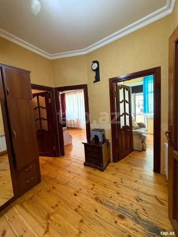 Satılır 2 otaqlı yeni tikili 77 m²