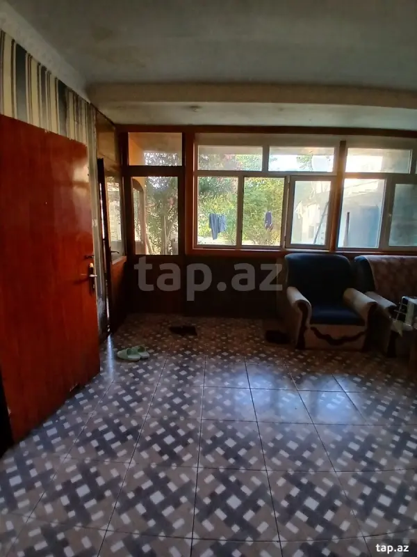 Satılır 2 otaqlı həyət evi 90 m²