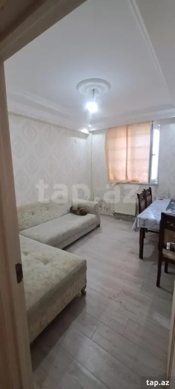 Kirayə verilir 3 otaqlı yeni tikili 75 m²
