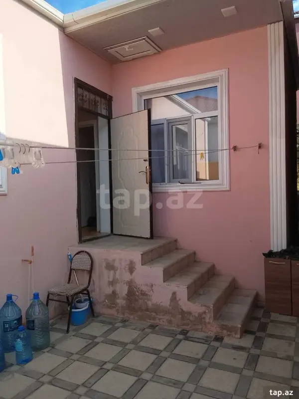 Satılır 2 otaqlı həyət evi 80 m²