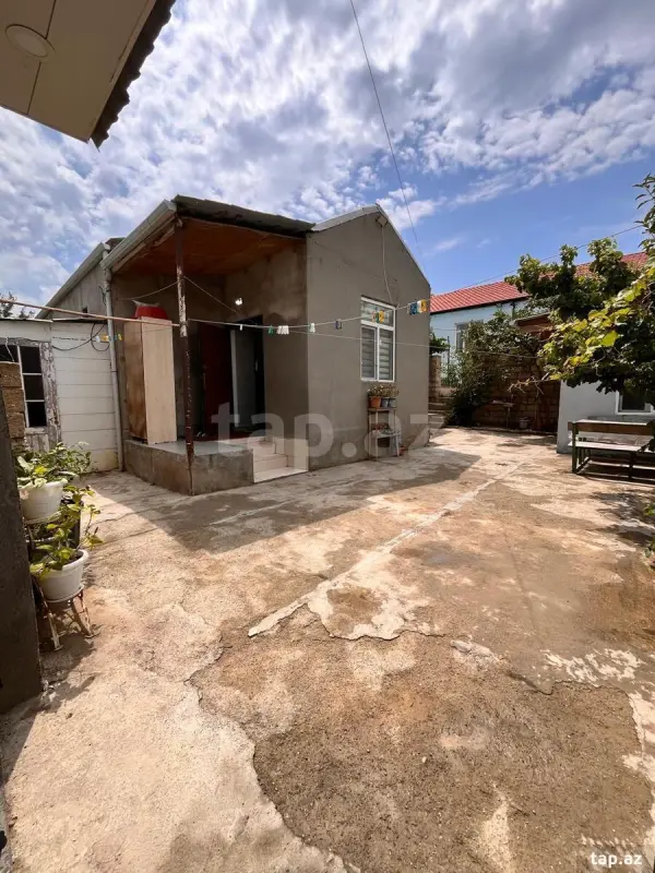 Satılır 3 otaqlı həyət evi 80 m²