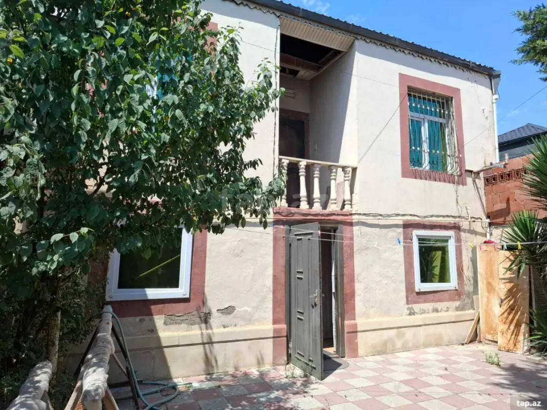 Satılır 4 otaqlı həyət evi 110 m²