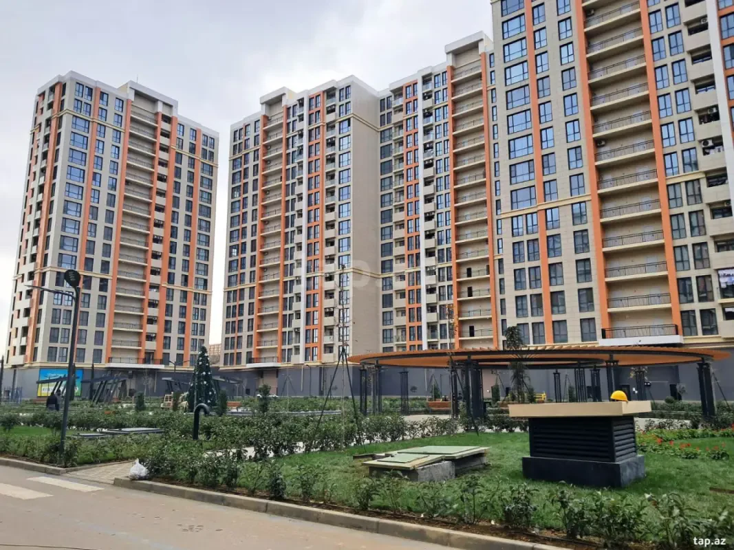 Satılır 2 otaqlı yeni tikili 66 m²