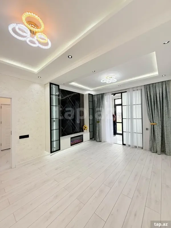 Satılır 2 otaqlı yeni tikili 65 m²
