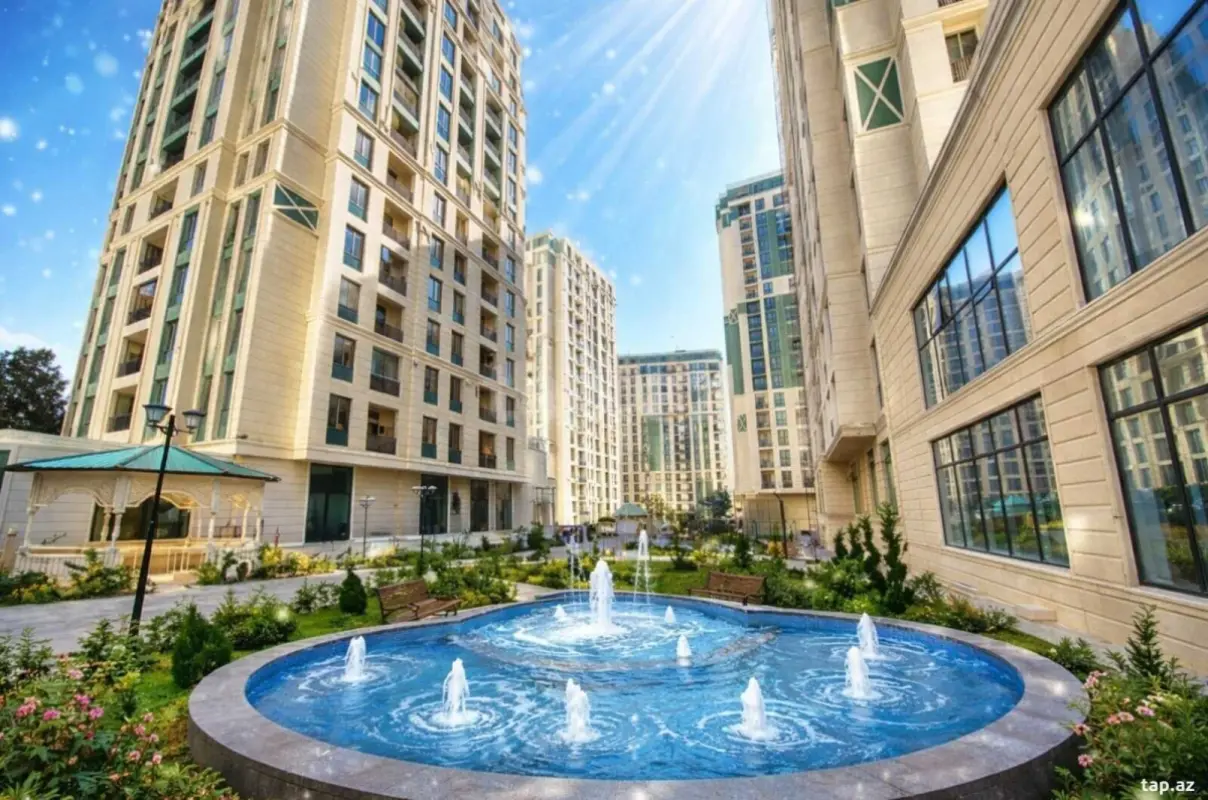 Satılır 3 otaqlı yeni tikili 140 m²