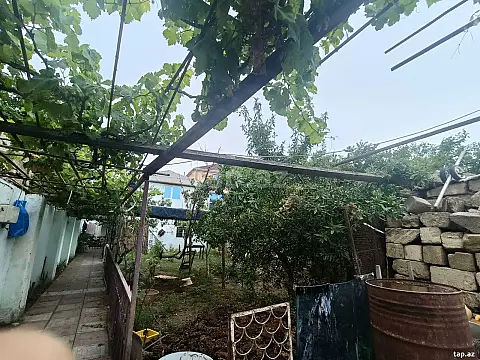Satılır 6 otaqlı həyət evi 200 m² — Sumqayıt 6 otaq 200.00 m²