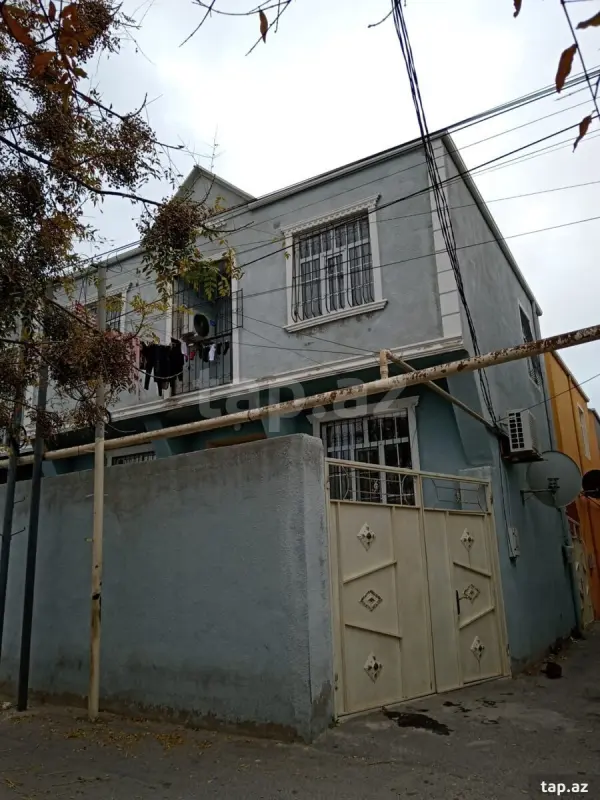 Satılır 5 otaqlı həyət evi 140 m²