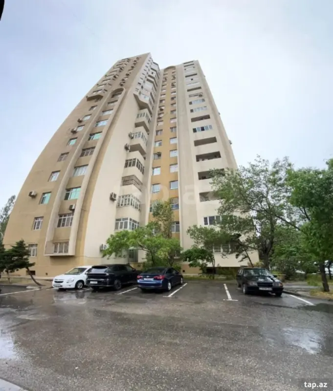Satılır 3 otaqlı yeni tikili 70 m²