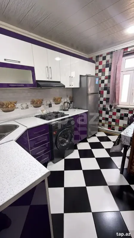 Kirayə verilir 3 otaqlı yeni tikili 70 m²