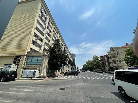 Satılır 6 otaqlı mənzil 170 m² — Bakı, Nərimanov 6 otaq 170.00 m²