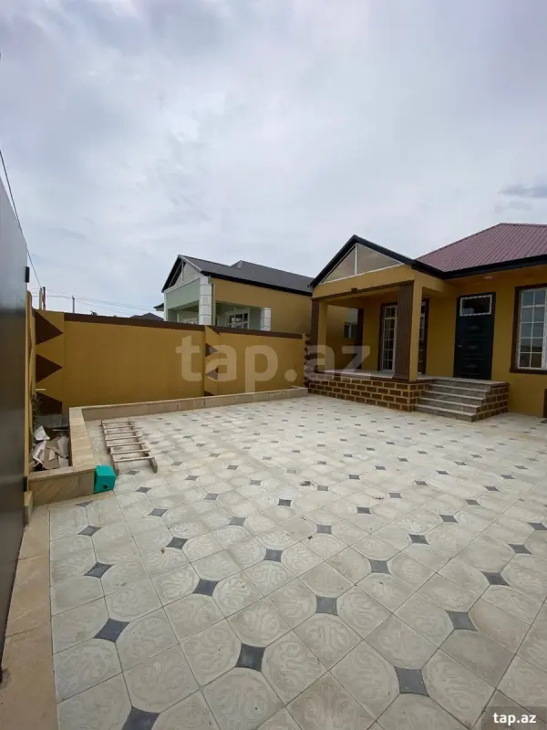 Satılır 4 otaqlı həyət evi 117 m²