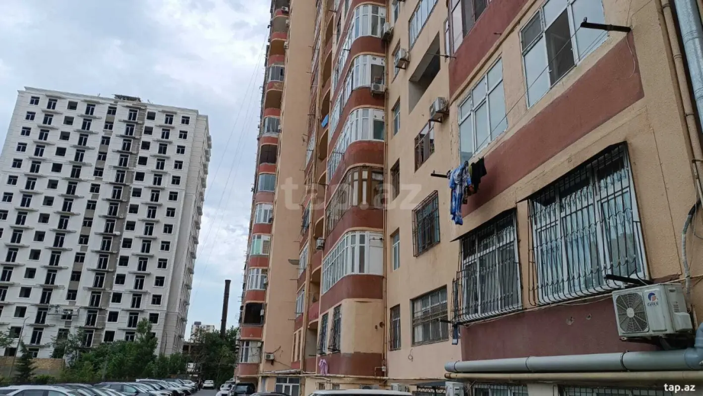 Satılır 3 otaqlı yeni tikili 106 m²