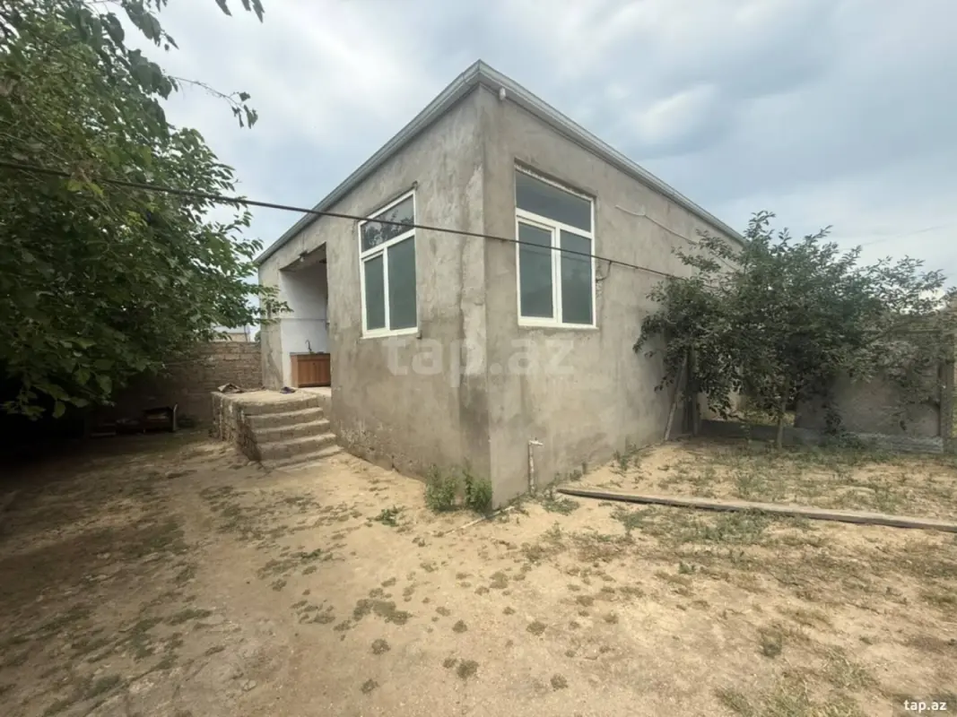 Satılır 3 otaqlı həyət evi 80 m²