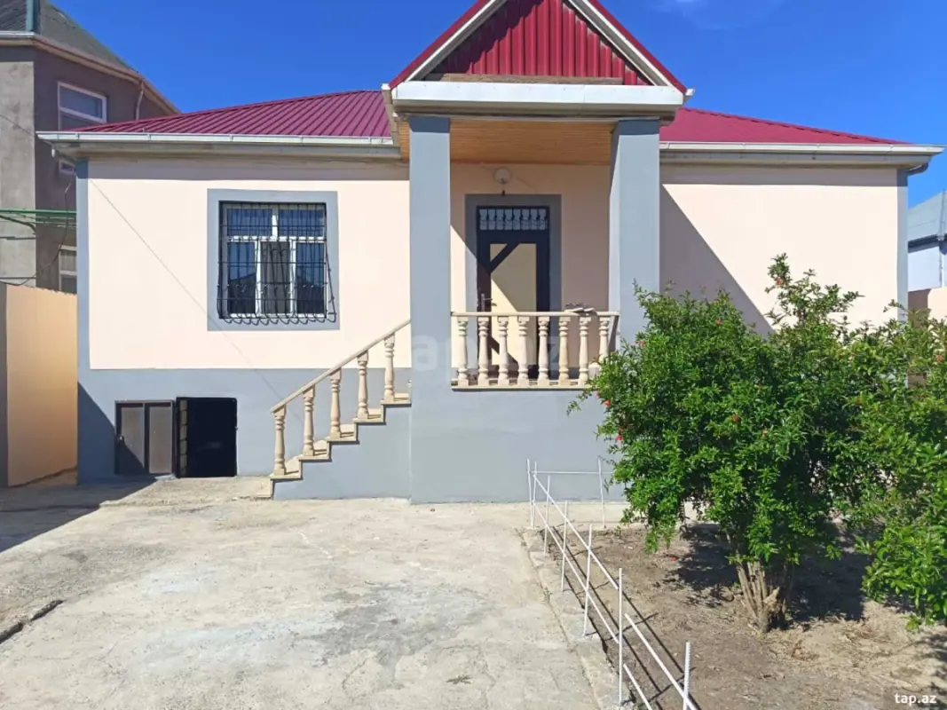 Satılır 4 otaqlı həyət evi 110 m²