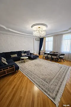 Satılır 3 otaqlı yeni tikili 124 m² — Bakı 3 otaq 124.00 m²