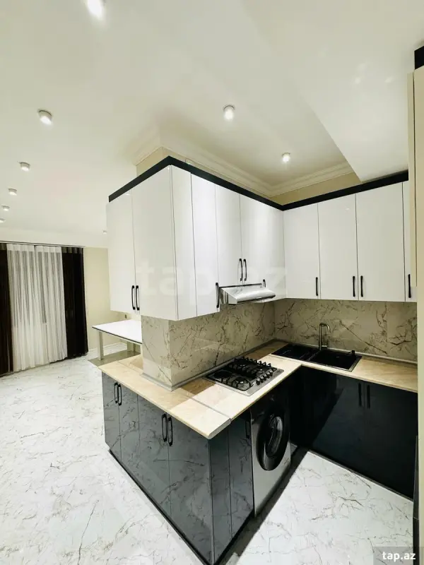 Kirayə verilir 3 otaqlı yeni tikili 90 m²