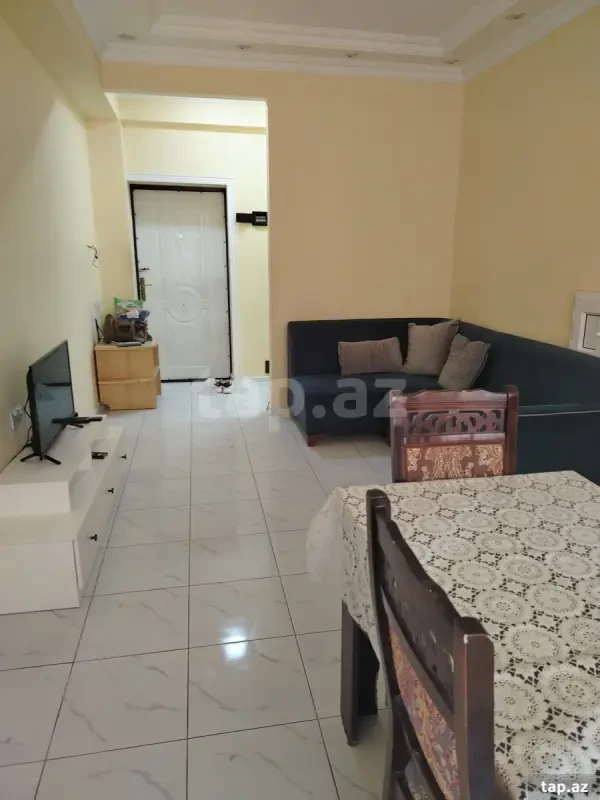 Kirayə verilir 2 otaqlı yeni tikili 65 m²