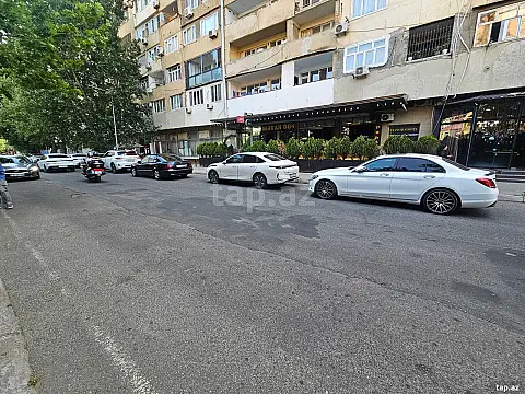 Satılır obyekt — Bakı
