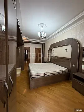 Kirayə verilir 3 otaqlı yeni tikili 150 m² — Bakı 3 otaq 150.00 m²